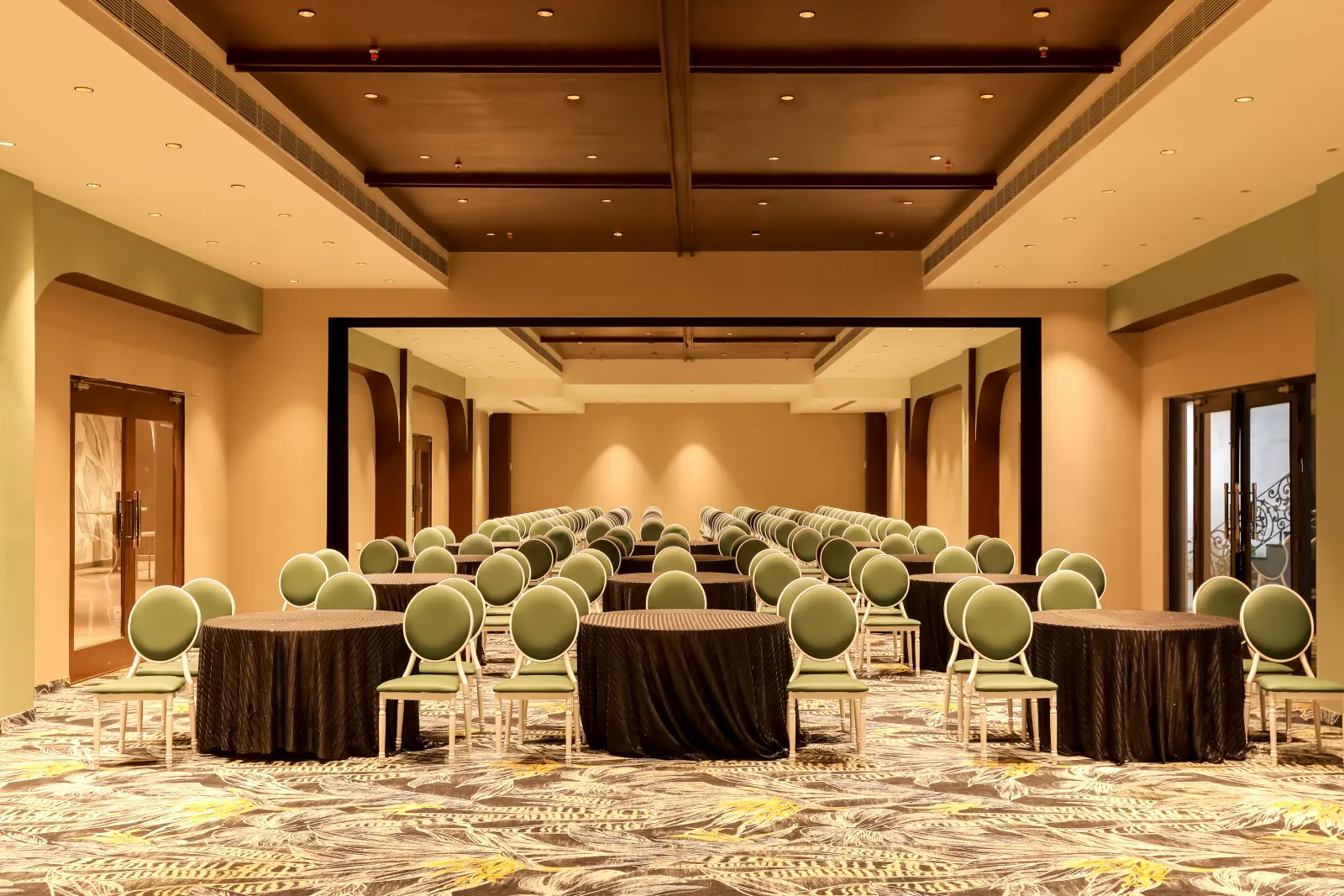 Savaya Banquets — round-table corporate event setup